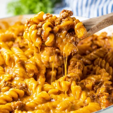 Easy Enchilada Pasta Recipe (Ready in 30 Minutes!)