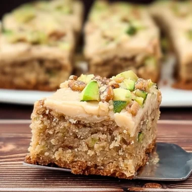 Delicious Applesauce Zucchini Cake Bars Recipe