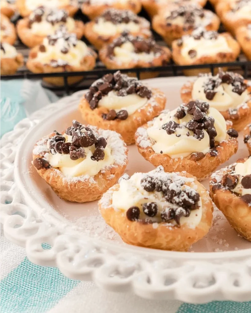 Deliciously Easy Mini Cannoli Cups Recipe