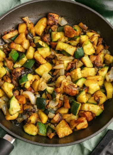 Easy Sautéed Zucchini Recipe (Quick and Delicious!)